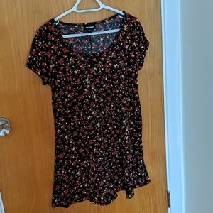 Juniors short sleeve Dress